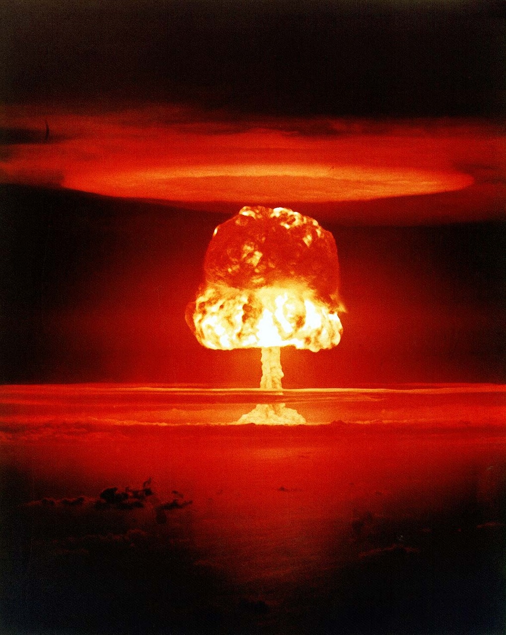 bomba nuclear energía atómica
